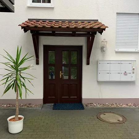 Sonneneck: Cozy Thuringian Forest Retreat with Parking and Netflix Schleusingen Exterior photo