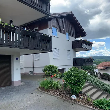 Sonneneck: Cozy Thuringian Forest Retreat with Parking and Netflix Schleusingen Exterior photo