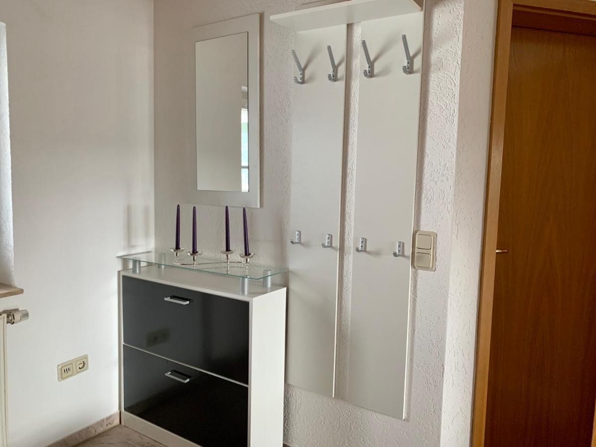 Apartment Sonneneck: Cozy Thuringian Forest Retreat With Parking And Netflix *
