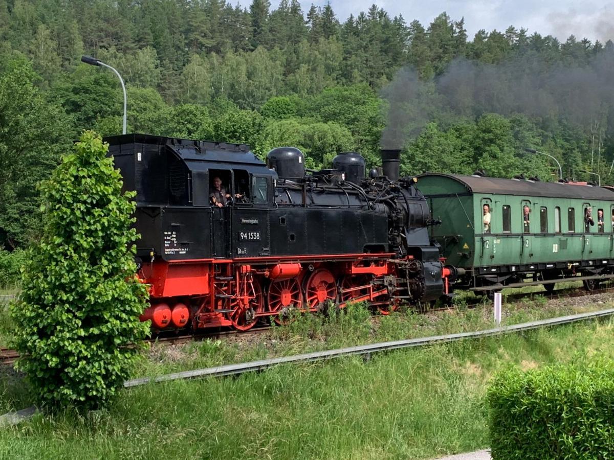 Sonneneck: Cozy Thuringian Forest Retreat With Parking And Netflix Apartment